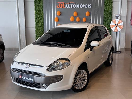 FIAT PUNTO 1.6 ESSENCE 16V FLEX 4P MANUAL