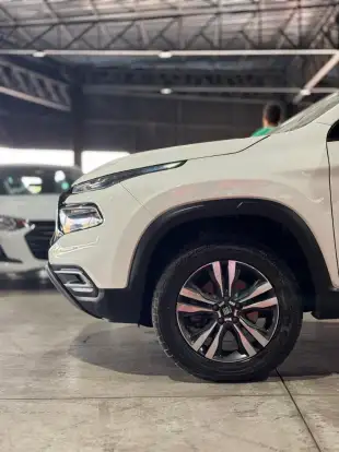 FIAT-TORO-2023