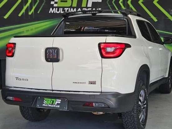 FIAT-TORO-1.3 TURBO 270 FLEX FREEDOM AT6 FIAT-TORO-2023