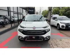 FIAT TORO 2.0 16V TURBO DIESEL VOLCANO 4WD AT9 FIAT TORO 2.0 16V TURBO DIESEL VOLCANO 4WD AT9