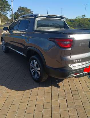 FIAT-TORO-2021