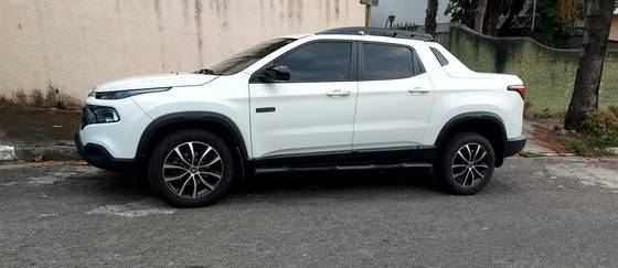 FIAT TORO 2.0 16V TURBO DIESEL ULTRA 4WD AT9