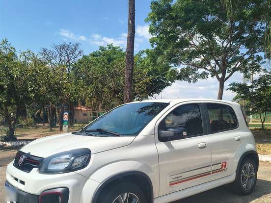 FIAT-UNO-1.3 FIREFLY FLEX SPORTING 4P GSR FIAT-UNO-2017