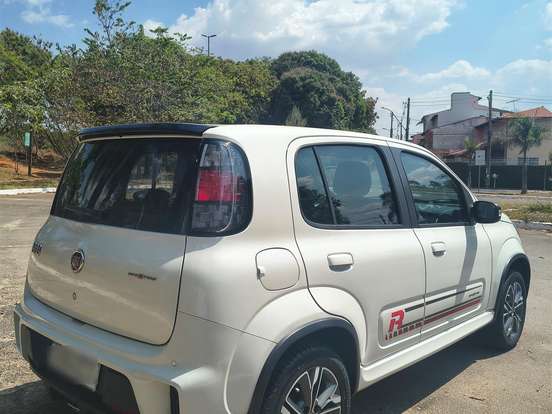 FIAT-UNO-1.3 FIREFLY FLEX SPORTING 4P GSR FIAT-UNO-2017