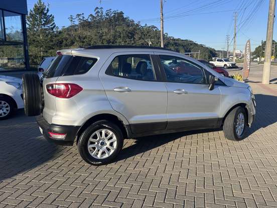 FORD-ECOSPORT-2017