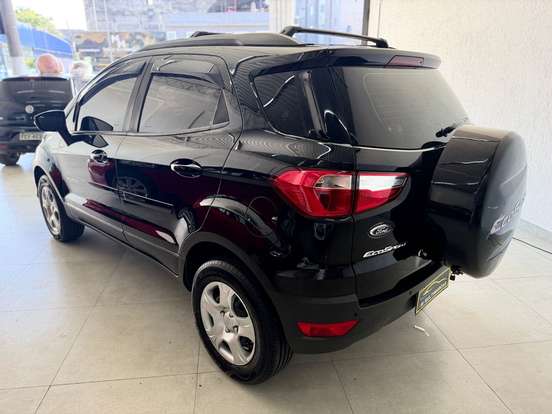FORD-ECOSPORT-2015