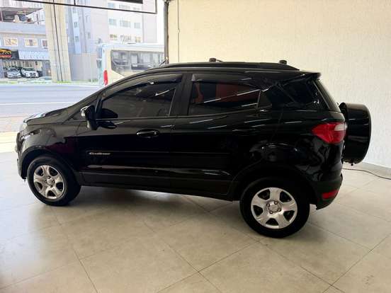 FORD-ECOSPORT-2015