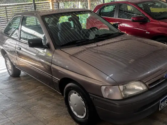 FORD-ESCORT-1.6 GL 8V GASOLINA 2P MANUAL FORD-ESCORT-1995