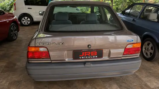 FORD-ESCORT-1995