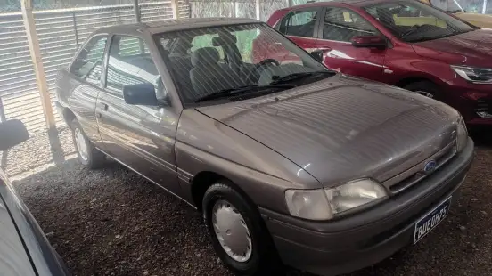FORD-ESCORT-1995