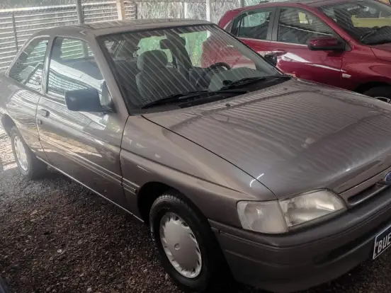 FORD-ESCORT-1.6 GL 8V GASOLINA 2P MANUAL FORD-ESCORT-1995