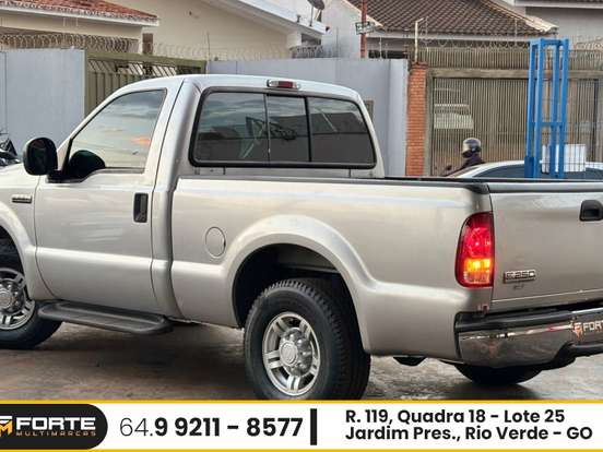 FORD-F-250-3.9 XLT MAX POWER 4X2 CD DIESEL 4P MANUAL FORD-F-250-2010