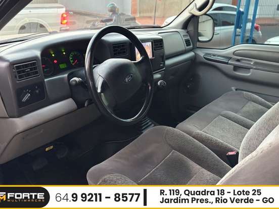 FORD-F-250-3.9 XLT MAX POWER 4X2 CD DIESEL 4P MANUAL FORD-F-250-2010