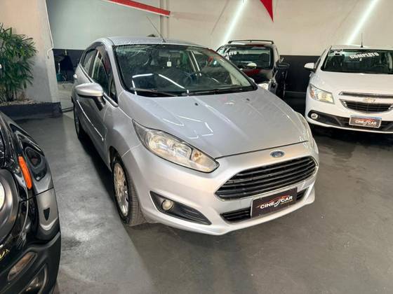 FORD FIESTA 1.5 S HATCH 16V FLEX 4P MANUAL