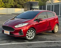 FORD FIESTA 1.6 TI-VCT FLEX TITANIUM POWERSHIFT FORD FIESTA 1.6 TI-VCT FLEX TITANIUM POWERSHIFT