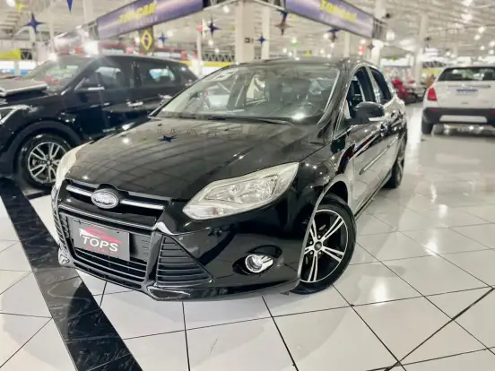 FORD-FOCUS-2014