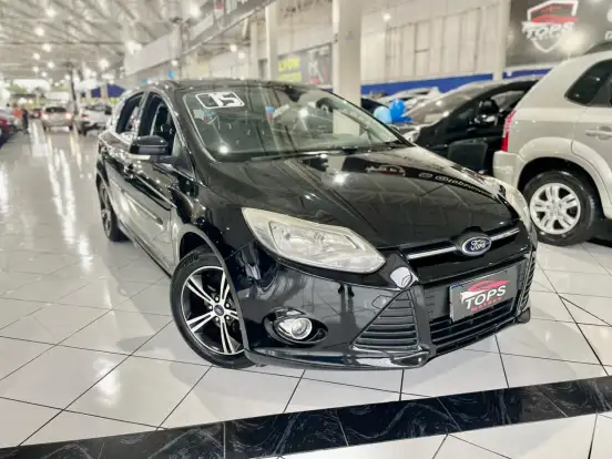 FORD-FOCUS-2014