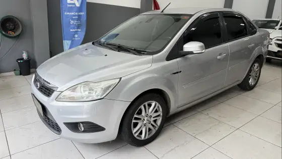 FORD FOCUS 2.0 GLX SEDAN 16V FLEX 4P AUTOMÁTICO
