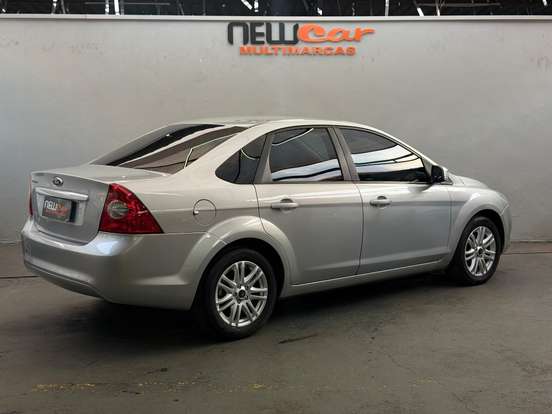 FORD-FOCUS-2.0 GLX SEDAN 16V FLEX 4P MANUAL FORD-FOCUS-2012