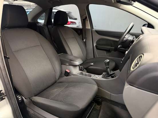 FORD-FOCUS-2.0 GLX SEDAN 16V FLEX 4P MANUAL FORD-FOCUS-2012