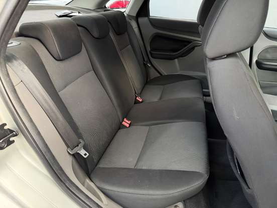 FORD-FOCUS-2.0 GLX SEDAN 16V FLEX 4P MANUAL FORD-FOCUS-2012