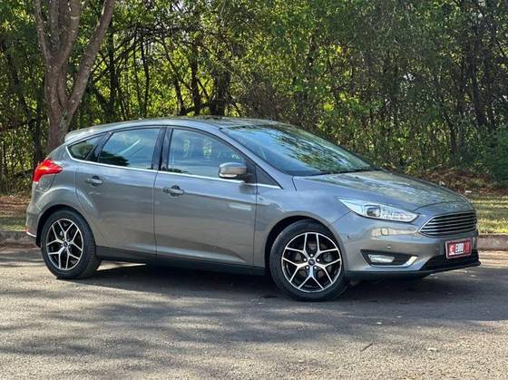 FORD FOCUS 2.0 SE 16V FLEX 4P POWERSHIFT