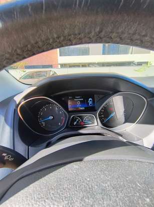 FORD-FOCUS-2015