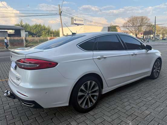 FORD-FUSION-2.0 TITANIUM AWD 16V GASOLINA 4P AUTOMÁTICO FORD-FUSION-2018