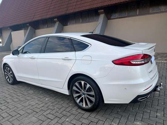 FORD-FUSION-2018