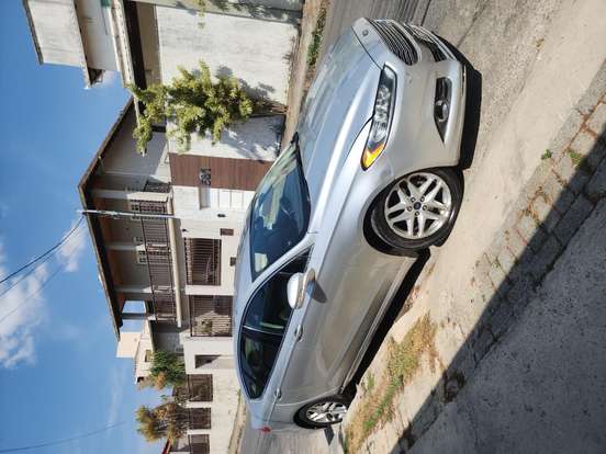 FORD-FUSION-2014