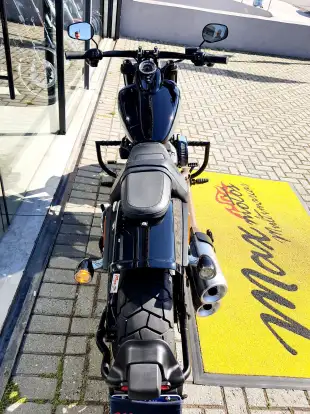HARLEY-DAVIDSON-SOFTAIL FAT BOB 114-2024