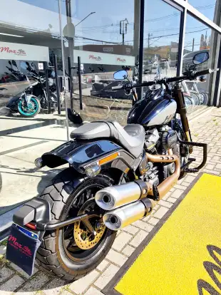 HARLEY-DAVIDSON-SOFTAIL FAT BOB 114-2024
