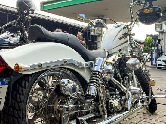 HARLEY-DAVIDSON-SHOVELHEAD HARLEY-DAVIDSON-SHOVELHEAD-1975