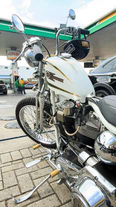 HARLEY-DAVIDSON-SHOVELHEAD-1975