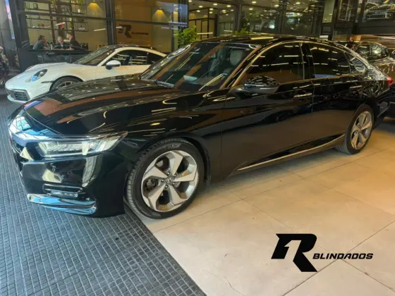 HONDA ACCORD 2.0 VTEC TURBO GASOLINA TOURING 10AT HONDA ACCORD 2.0 VTEC TURBO GASOLINA TOURING 10AT