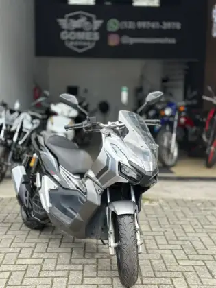 HONDA ADV 