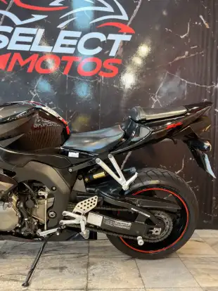 HONDA-CBR 1000RR FIREBLADE-2005