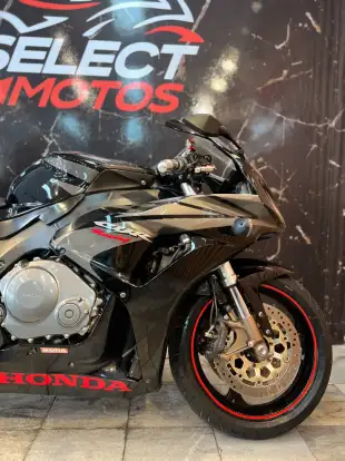 HONDA-CBR 1000RR FIREBLADE-2005