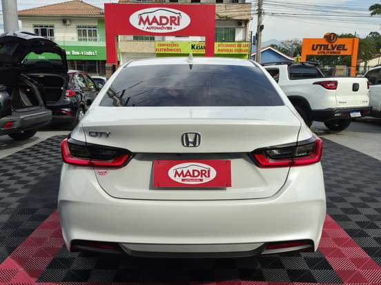 HONDA-CITY-2025