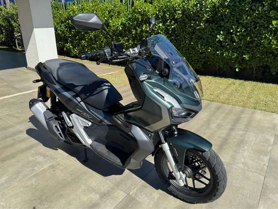 HONDA-ADV-2024