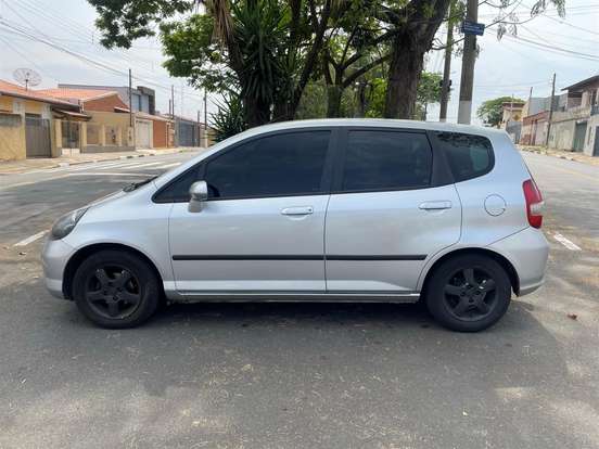 HONDA-FIT-2004
