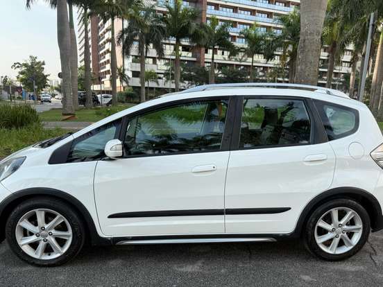 HONDA-FIT-1.5 TWIST 16V FLEX 4P AUTOMÁTICO HONDA-FIT-2013