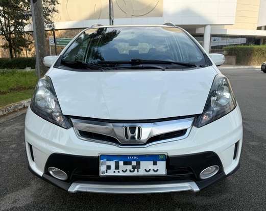 HONDA-FIT-2013