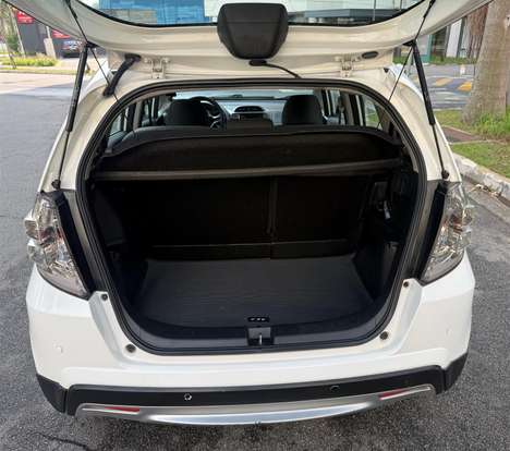 HONDA-FIT-2013