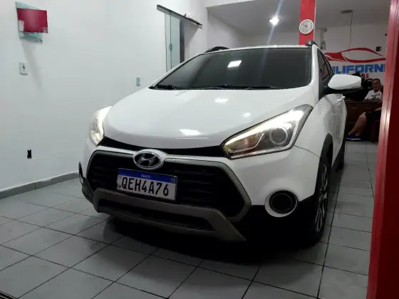HYUNDAI HB20 1.6 PREMIUM 16V FLEX 4P AUTOMÁTICO