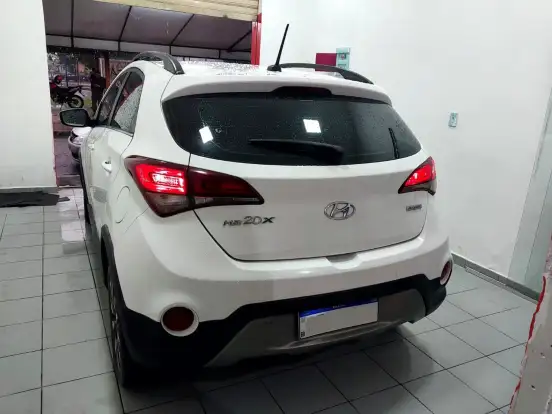 HYUNDAI-HB20-1.6 PREMIUM 16V FLEX 4P AUTOMÁTICO HYUNDAI-HB20-2018
