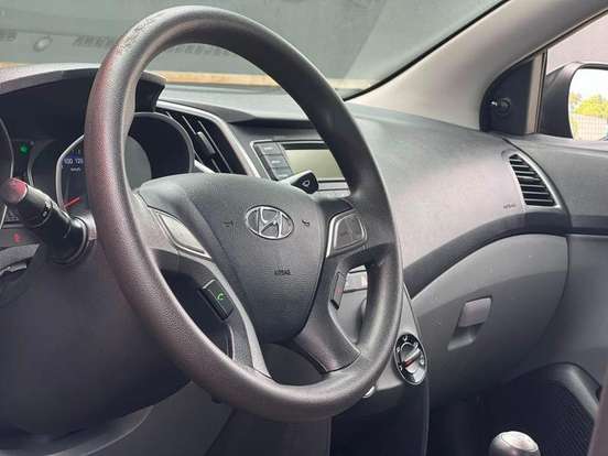 HYUNDAI-HB20S-1.0 UNIQUE 12V FLEX 4P MANUAL HYUNDAI-HB20S-2019