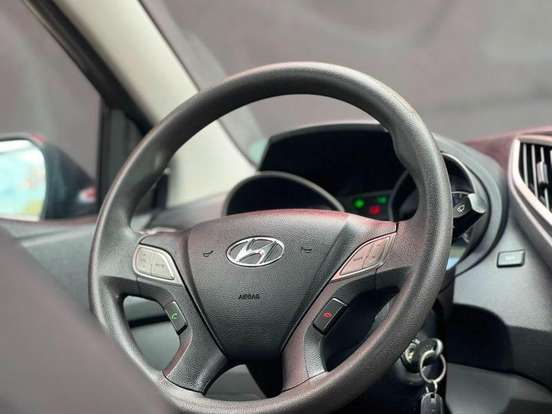 HYUNDAI-HB20S-2019