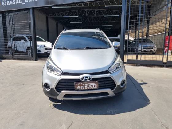 HYUNDAI HB20X 1.6 16V PREMIUM FLEX 4P AUTOMÁTICO