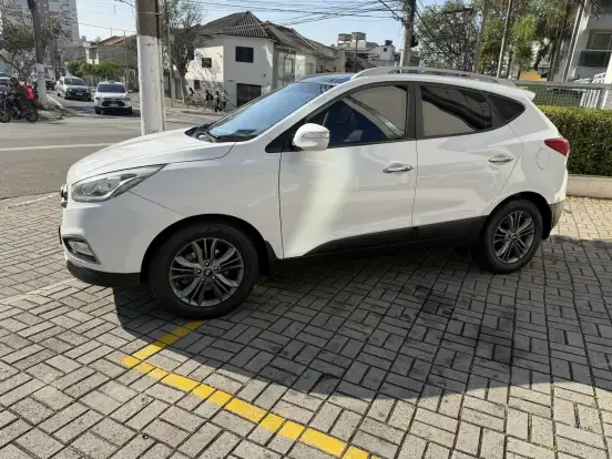 HYUNDAI-IX35-2017